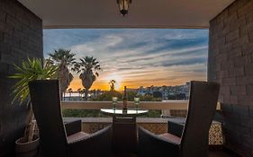 Sea View W Balcony 2 Mins Walk To Beach & Casino