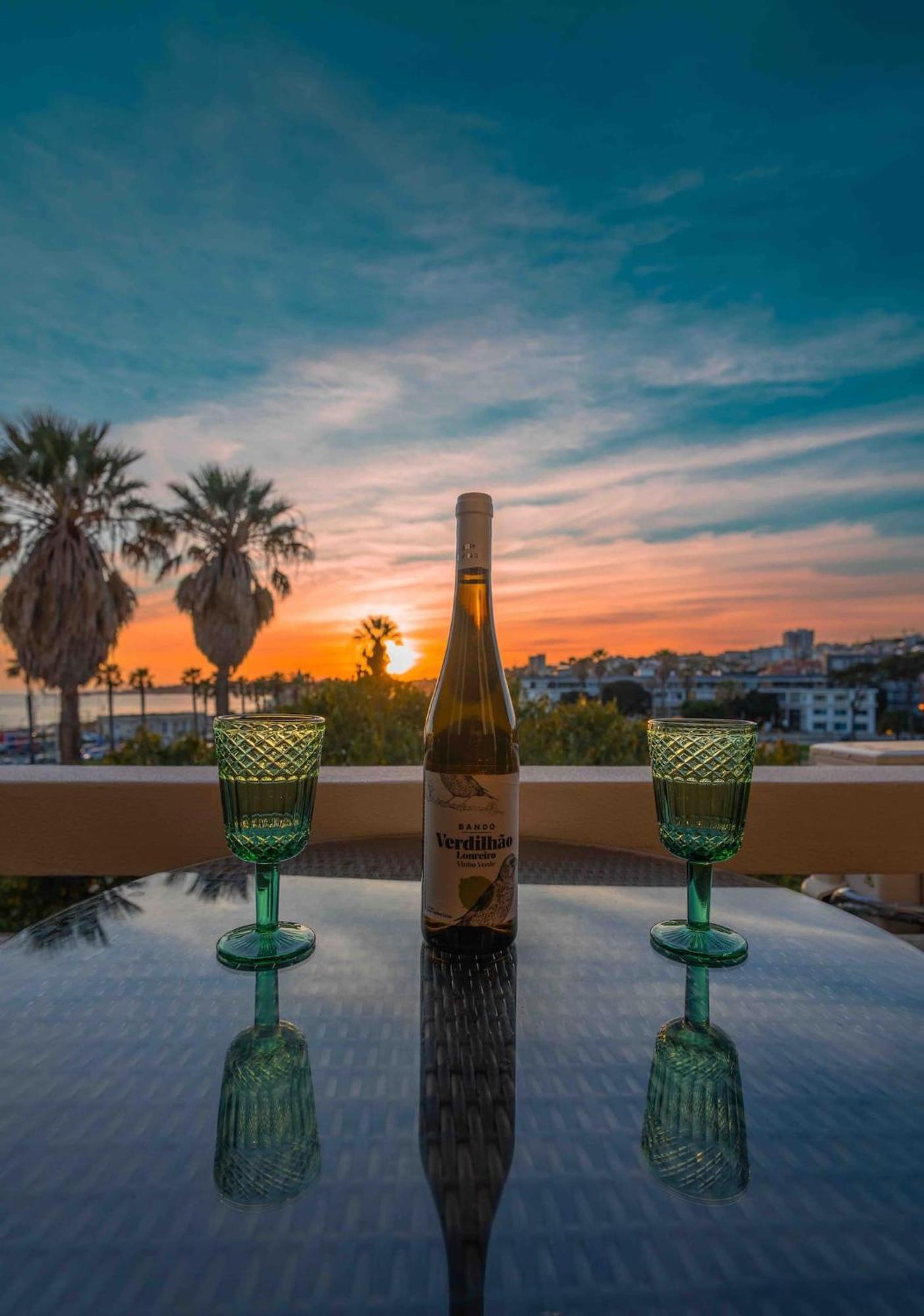 Sea View W Balcony 2 Mins Walk To Beach & Casino Estoril Buitenkant foto